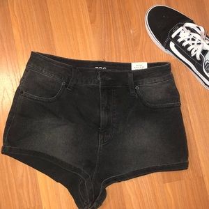 BDG Super High Rose Short Short